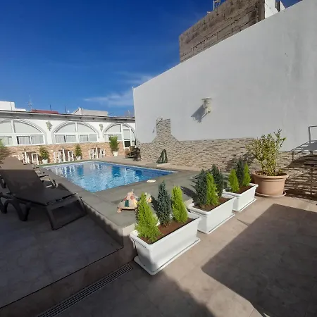 Tenerife Little Village S *