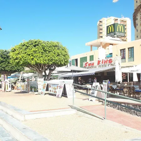 Tenerife Little Village S *